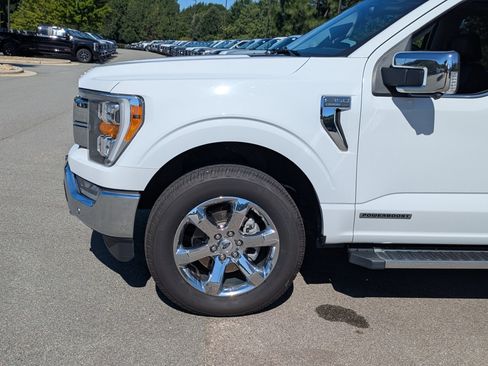 Used 2021 Ford F150 Lariat AWD/4WD image 11