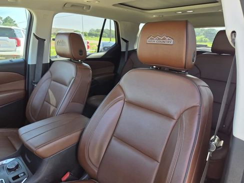 Used 2018 Chevrolet Traverse High Country AWD/4WD image 33