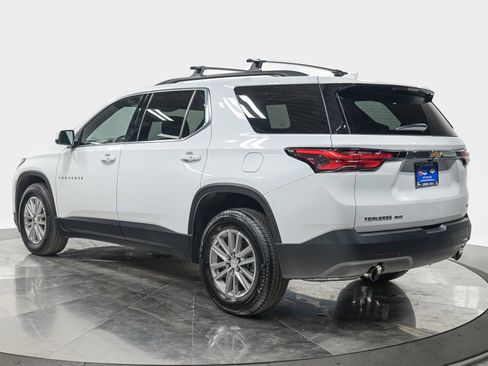 Used 2023 Chevrolet Traverse LT AWD/4WD image 4