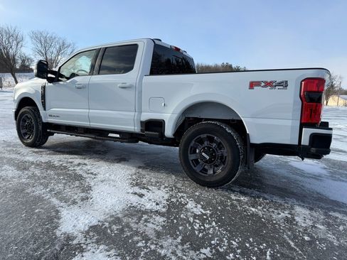 Used 2024 Ford F250 Lariat w/ Sport Appearance Package image 11