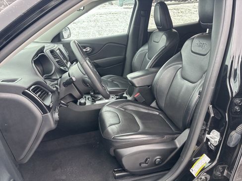 Used 2023 Jeep Cherokee Altitude Lux image 7