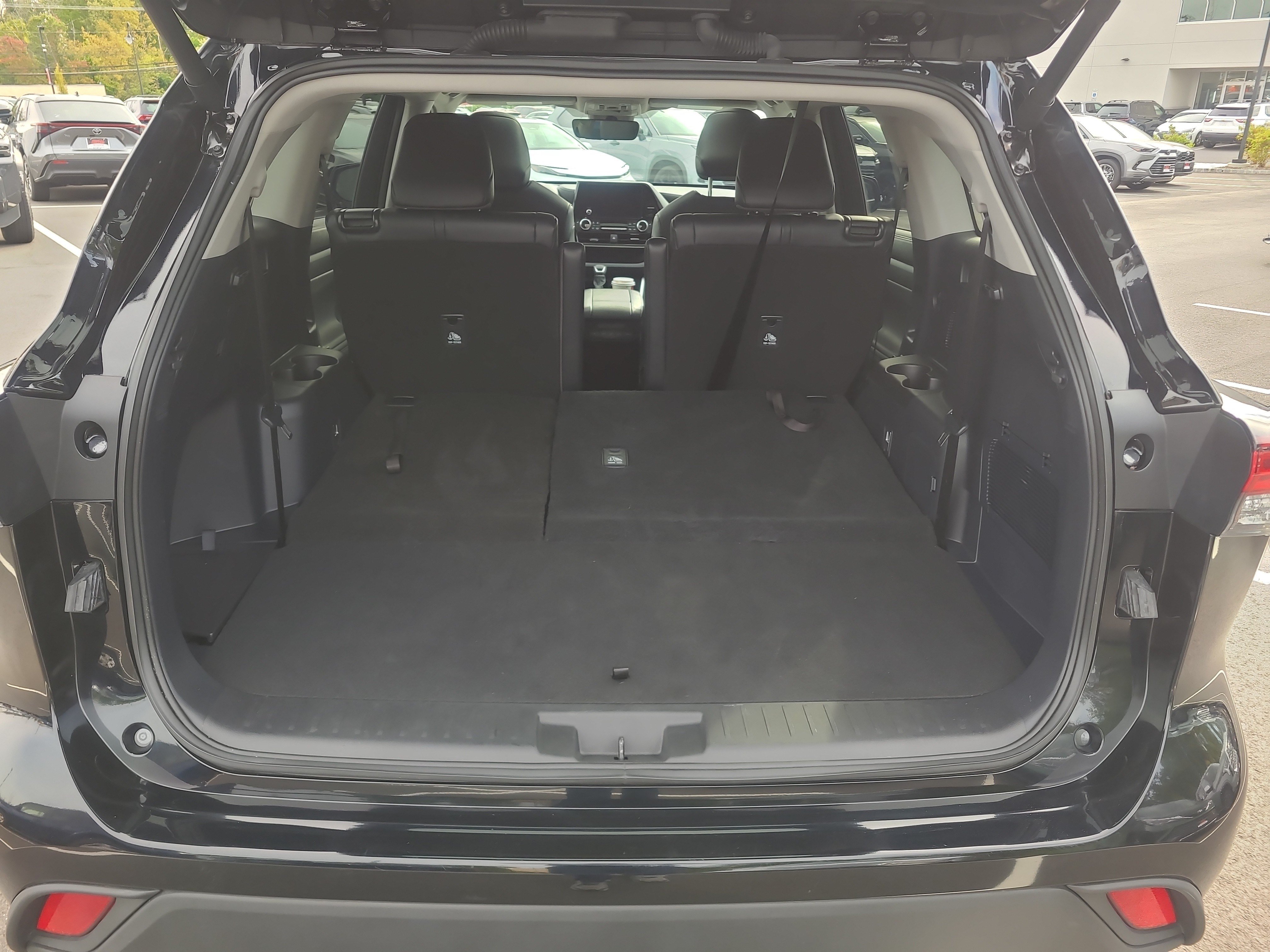 Certified 2026 Toyota Highlander XLE AWD/4WD image 31