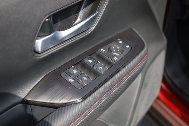 Used 2025 Nissan Kicks SR FWD image 18