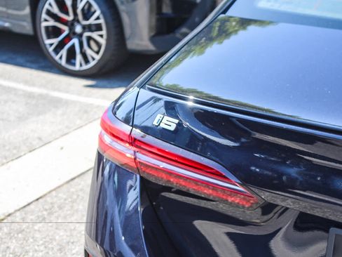 New 2026 BMW i5 M60 AWD/4WD image 7