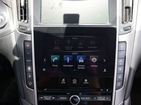 Used 2017 INFINITI Q50 Signature Edition w/ All Weather Package (L93) RWD image 36