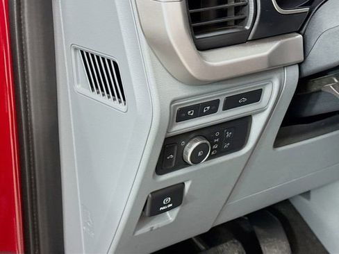 Used 2022 Ford F150 XLT w/ Equipment Group 302A High image 10