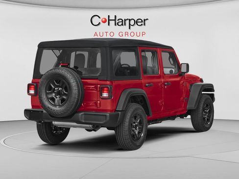 Certified 2024 Jeep Wrangler Unlimited Sahara w/ Technology Group AWD/4WD image 2