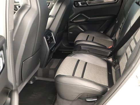 Used 2021 Porsche Cayenne GTS image 26