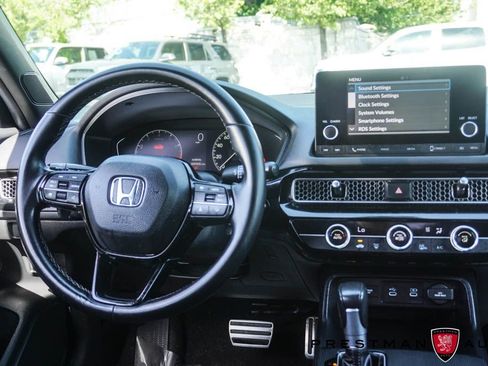 Used 2025 Honda Civic Sport image 2