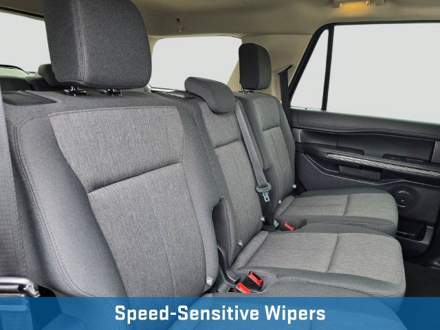 Used 2024 Ford Expedition XLT AWD/4WD image 16