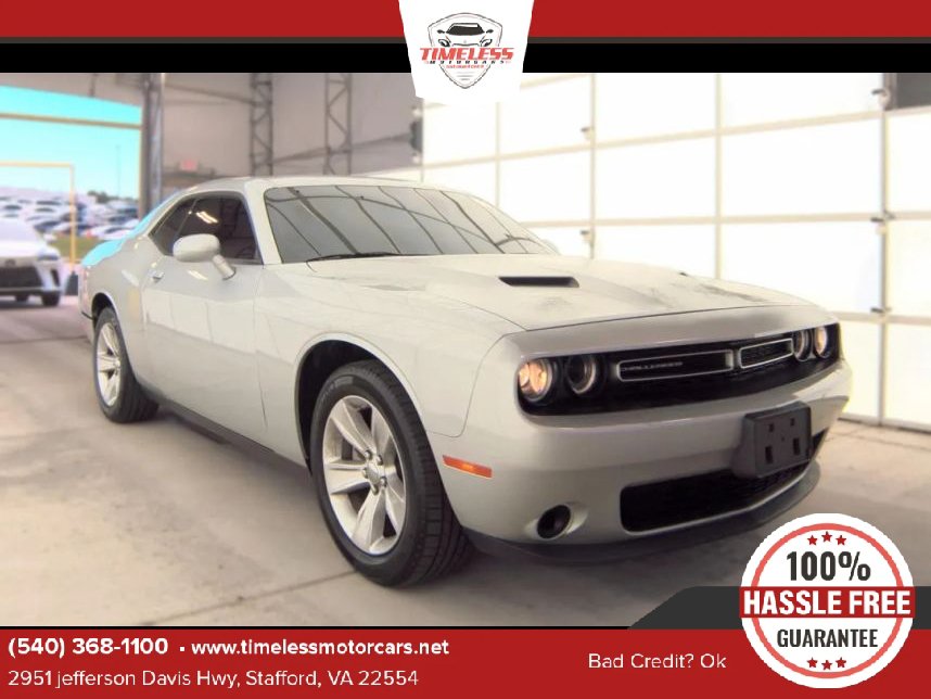 Used 2023 Dodge Challenger SXT RWD image 1
