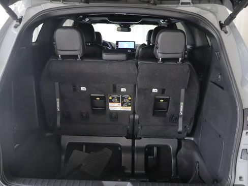 Used 2025 Toyota Sienna XSE w/ XSE Plus Package AWD/4WD image 21