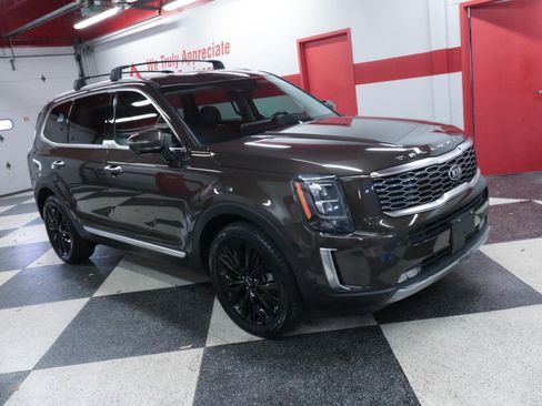 Used 2021 Kia Telluride SX FWD image 3