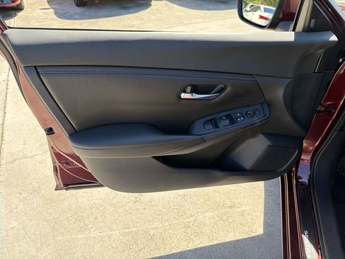 Used 2022 Nissan Sentra SV w/ All-Weather Package image 16