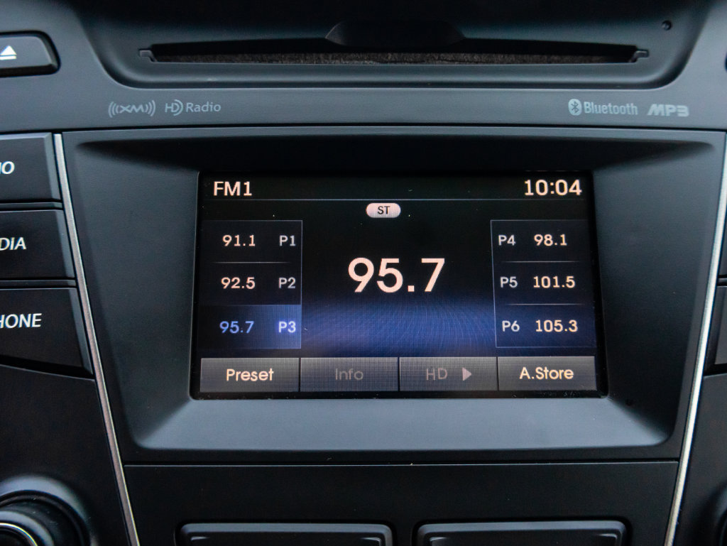 Used 2016 Hyundai Santa Fe Sport 2.0T FWD image 32