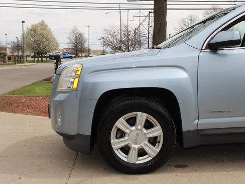 Used 2015 GMC Terrain SLE image 42