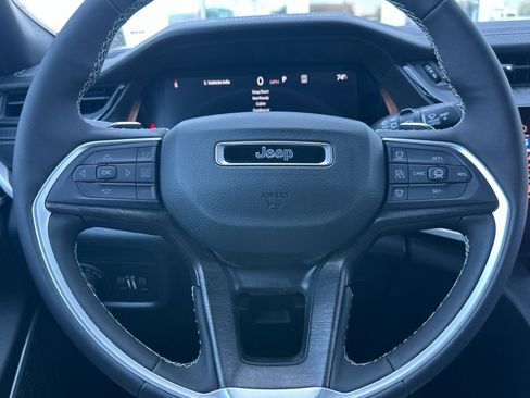 New 2026 Jeep Grand Cherokee L Limited AWD/4WD image 25