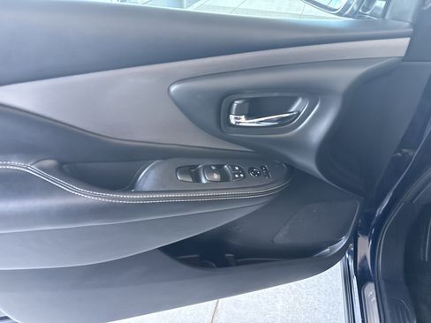 Used 2023 Nissan Murano SV image 20