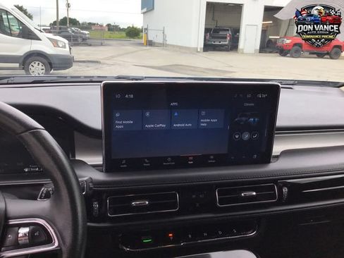 Used 2023 Lincoln Nautilus AWD image 17