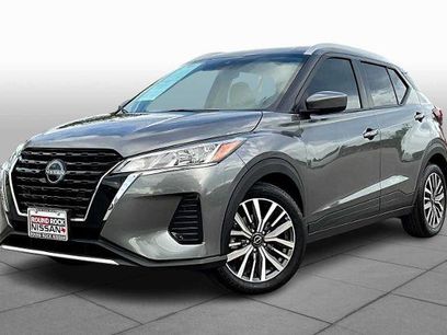 Certified 2024 Nissan Kicks SV