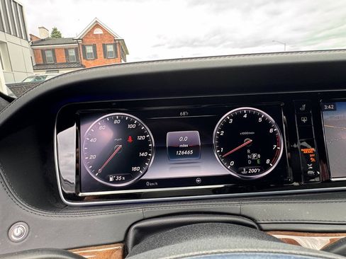 Used 2015 Mercedes-Benz S 550 4MATIC Sedan image 22