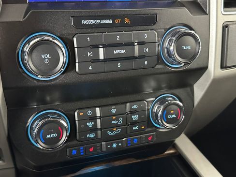Used 2020 Ford F150 Lariat AWD/4WD image 20