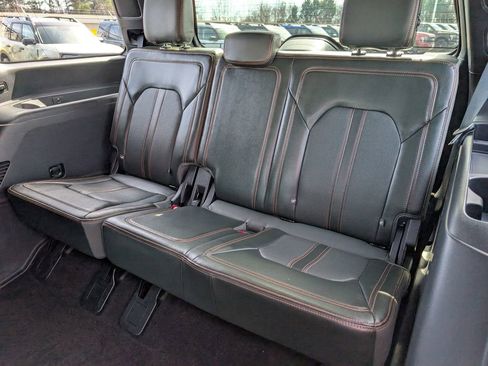 Used 2022 Ford Expedition Timberline image 9