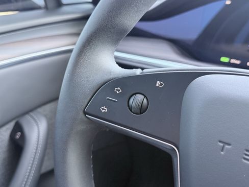 Used 2025 Tesla Model S AWD/4WD image 67