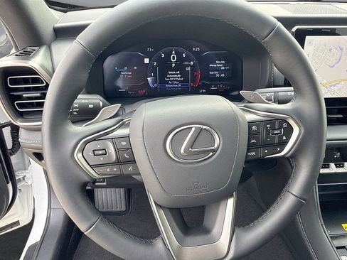 Used 2026 Lexus IS 350 F Sport RWD image 21