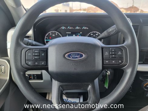 Used 2024 Ford F250 XLT image 19