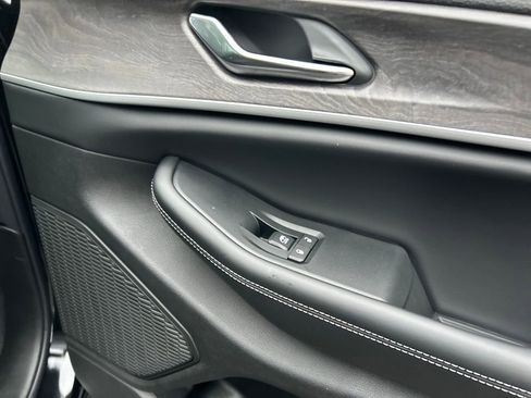 New 2026 Jeep Grand Cherokee Altitude image 39