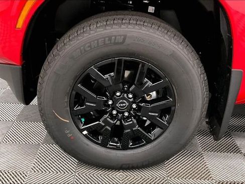 New 2026 Nissan Frontier SV w/ All-Weather Content Package AWD/4WD image 11