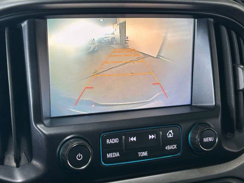 Used 2017 Chevrolet Colorado LT w/ LT Convenience Package RWD image 19