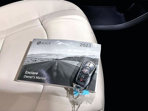 Used 2023 Buick Enclave Essence w/ Experience Buick Package image 11