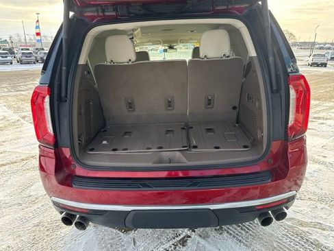 Used 2022 GMC Yukon Denali image 35