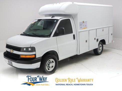 Used 2023 Chevrolet Express 3500 w/ Power Convenience Package RWD image 7