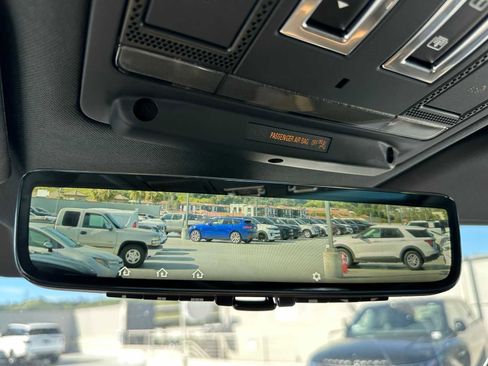 Used 2025 Land Rover Defender 110 X-Dynamic SE image 20