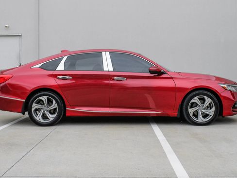 Used 2018 Honda Accord EX-L image 3