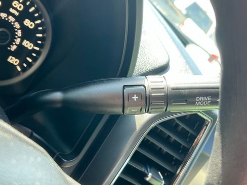 Used 2018 Ford F150 XLT AWD/4WD image 33