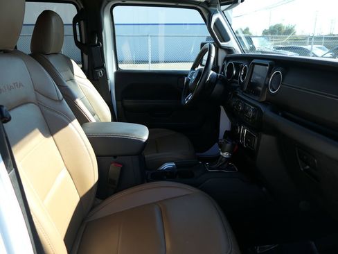 Used 2022 Jeep Wrangler Unlimited Sahara w/ Safety Group image 25