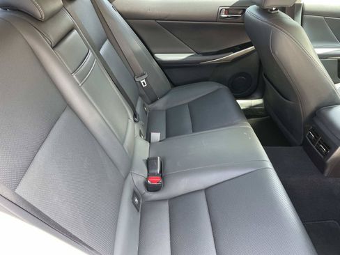 Used 2015 Lexus IS 250 RWD image 20