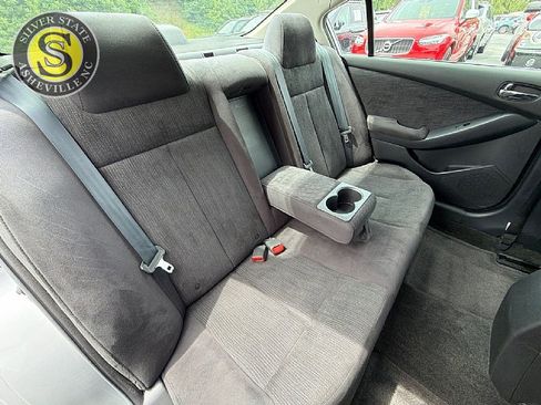 Used 2011 Nissan Altima 2.5 S FWD image 19