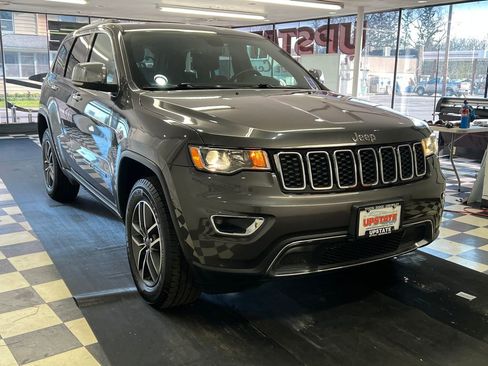 Used 2020 Jeep Grand Cherokee Limited AWD/4WD image 1