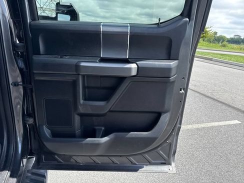 Used 2018 Ford F150 XLT w/ Equipment Group 302A Luxury AWD/4WD image 14
