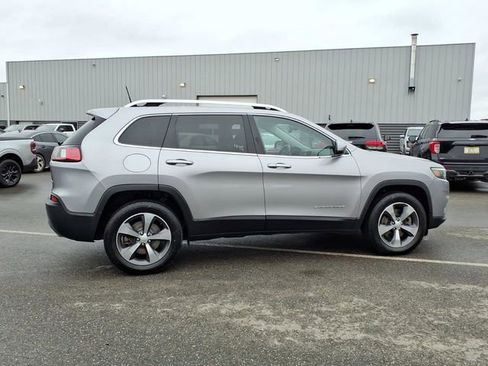 Used 2020 Jeep Cherokee Limited image 4