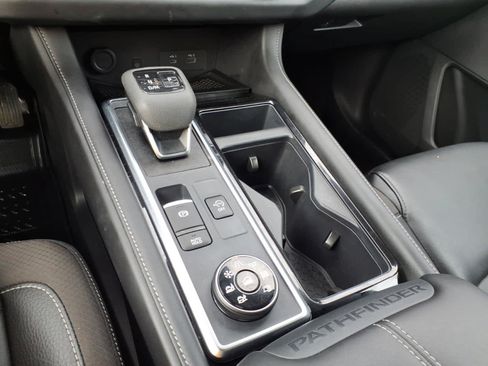 Certified 2024 Nissan Pathfinder SL AWD/4WD image 23