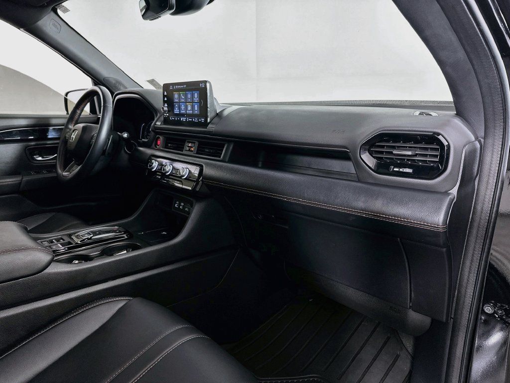 Used 2023 Honda Pilot TrailSport image 31
