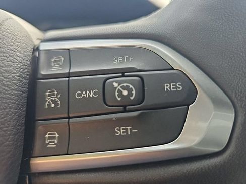 Used 2024 Jeep Compass Limited AWD/4WD image 39