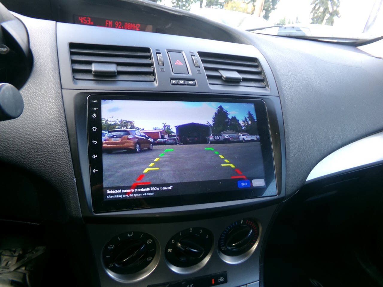 Used 2011 MAZDA MAZDA3 i Touring FWD image 15