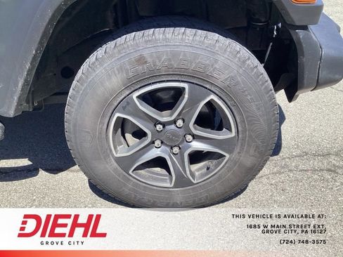 Used 2021 Jeep Wrangler Unlimited Sport AWD/4WD image 9